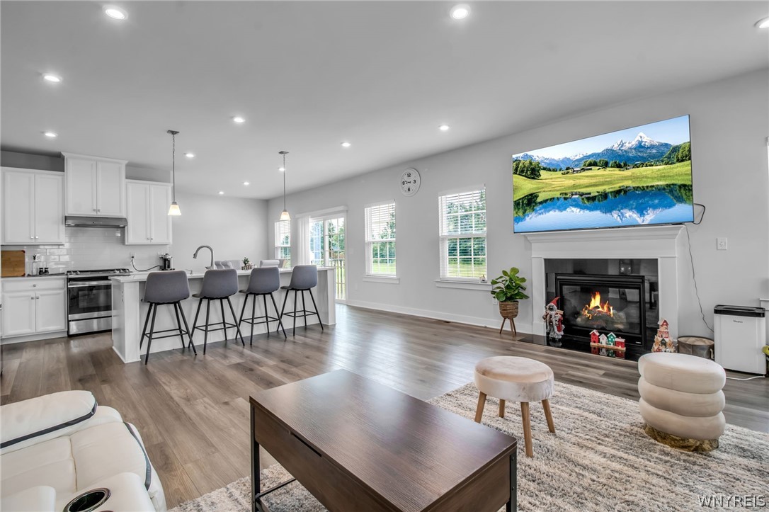 4966 Brauer Drive, Unit 1 Pendleton, NY 14094 - Photo 5 of 38