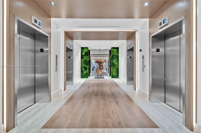 $4,500 | 2301 Collins Avenue, Unit 1543, Miami Beach, FL 33139