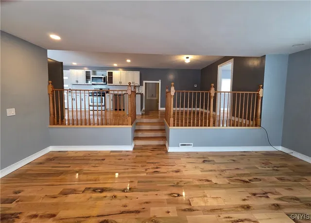 $489,000 | 10030 Hillside Terrace, Marcy, NY 13403