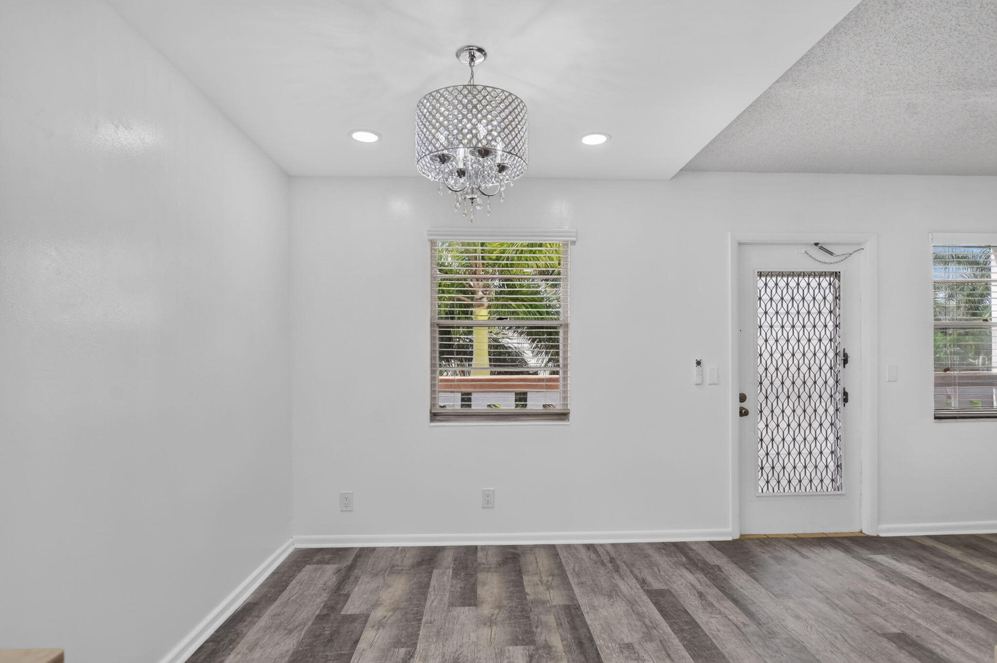 3045 Cornwall C Boca Raton, FL 33434 - Photo 11 of 54 9-web-or-mls-DSC_5973