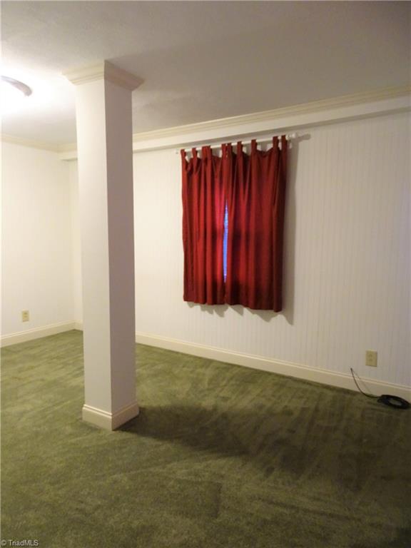 119 Ridgewood Drive Lexington, NC 27292 - Photo 17 of 31 Bonus/4th br with its own 1/2 bath. The storage area could be the walk in closet or there is a closet in the bath