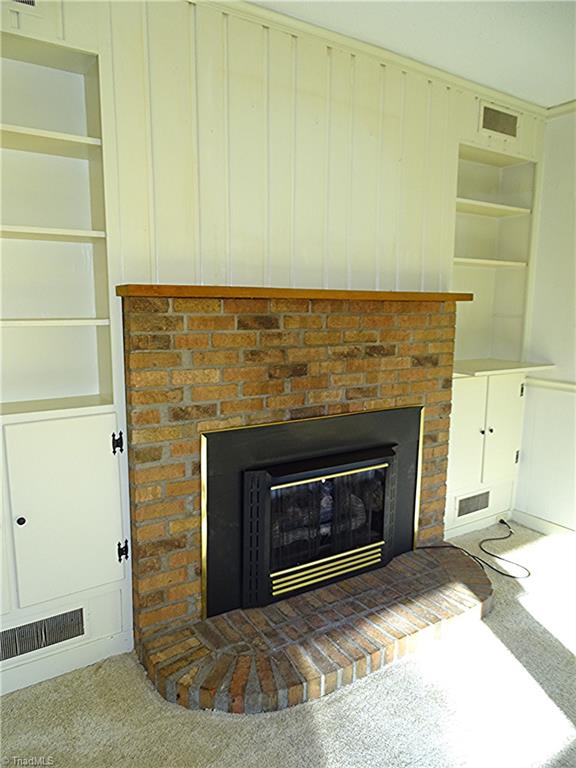 119 Ridgewood Drive Lexington, NC 27292 - Photo 9 of 31 fireplace
