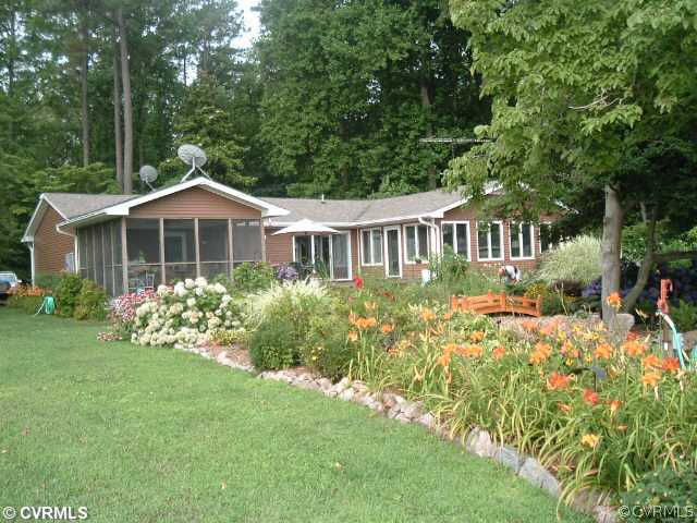 334 Wilson Acres Road Tappahannock, VA 22560 - Photo 1 of 7 Exterior Front