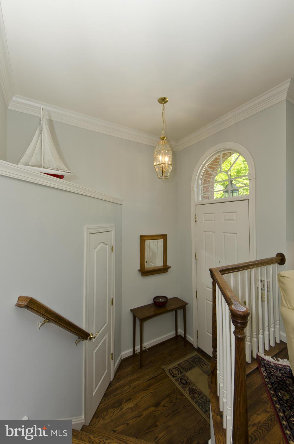 168 Rees Place Falls Church, VA 22046 - Photo 2 of 30 Interior (General)