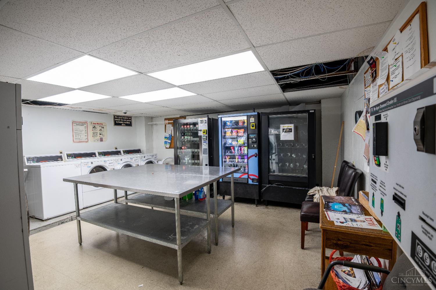 1815 William Howard Taft Road, Unit 207 Cincinnati, OH 45206 - Photo 19 of 20