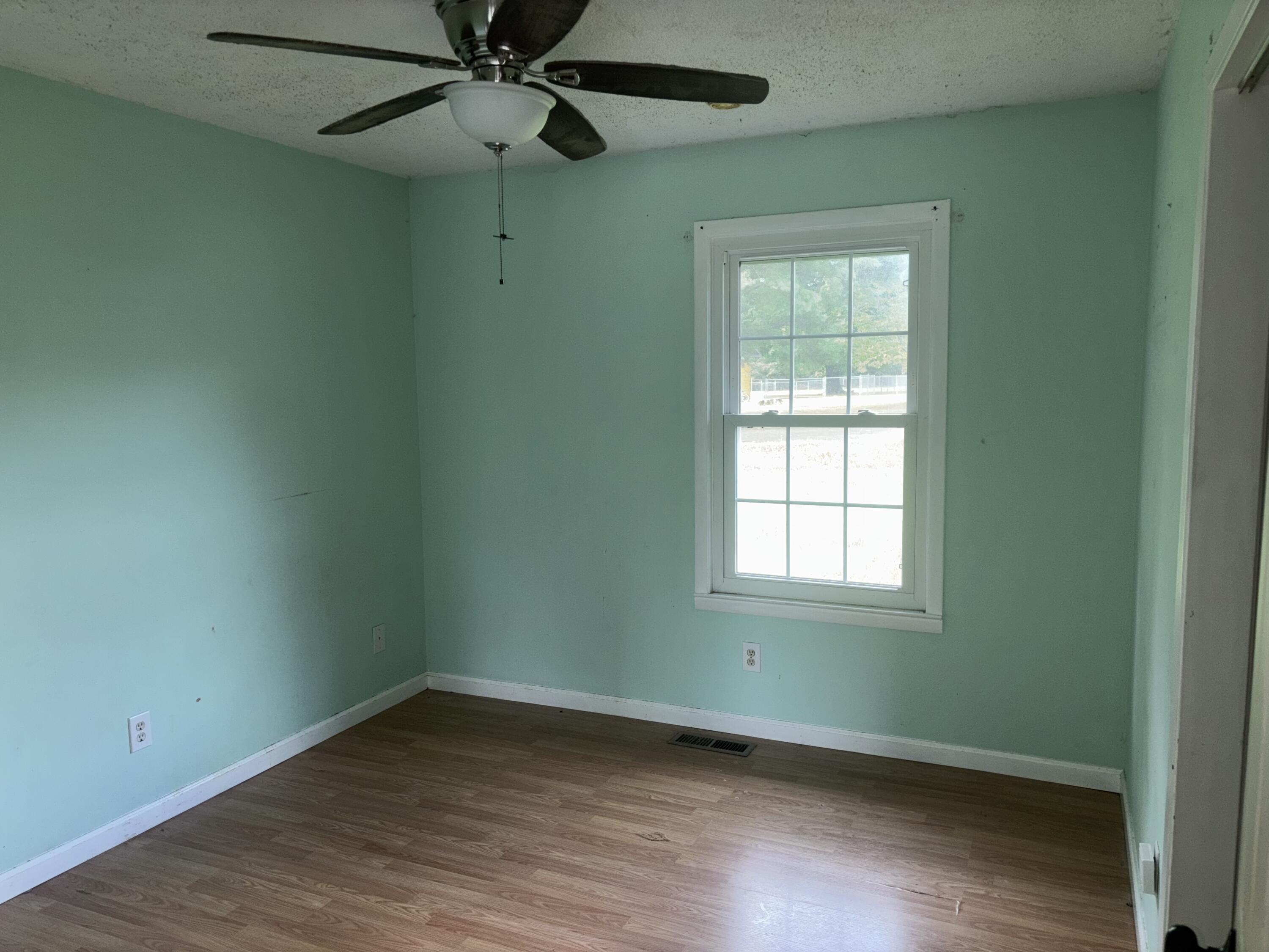 89 Clover Dale Road South Dunlap, TN 37327 - Photo 9 of 21 IMG_5535