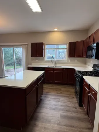 $435,000 | 1617 Stanton Lane, Plainfield, IL 60586