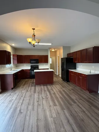 $435,000 | 1617 Stanton Lane, Plainfield, IL 60586