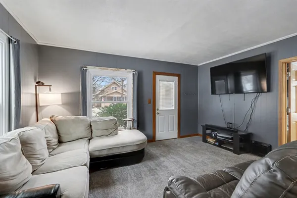 $207,000 | 302 South Maple Street, Sturgis, MI 49091