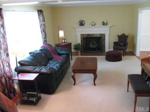 4917 Rembert Drive Raleigh, NC 27612 - Photo 6 of 11 Gallery Image 6