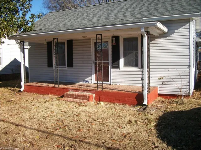 $134,900 | 312 Bridge Street, Eden, NC 27288