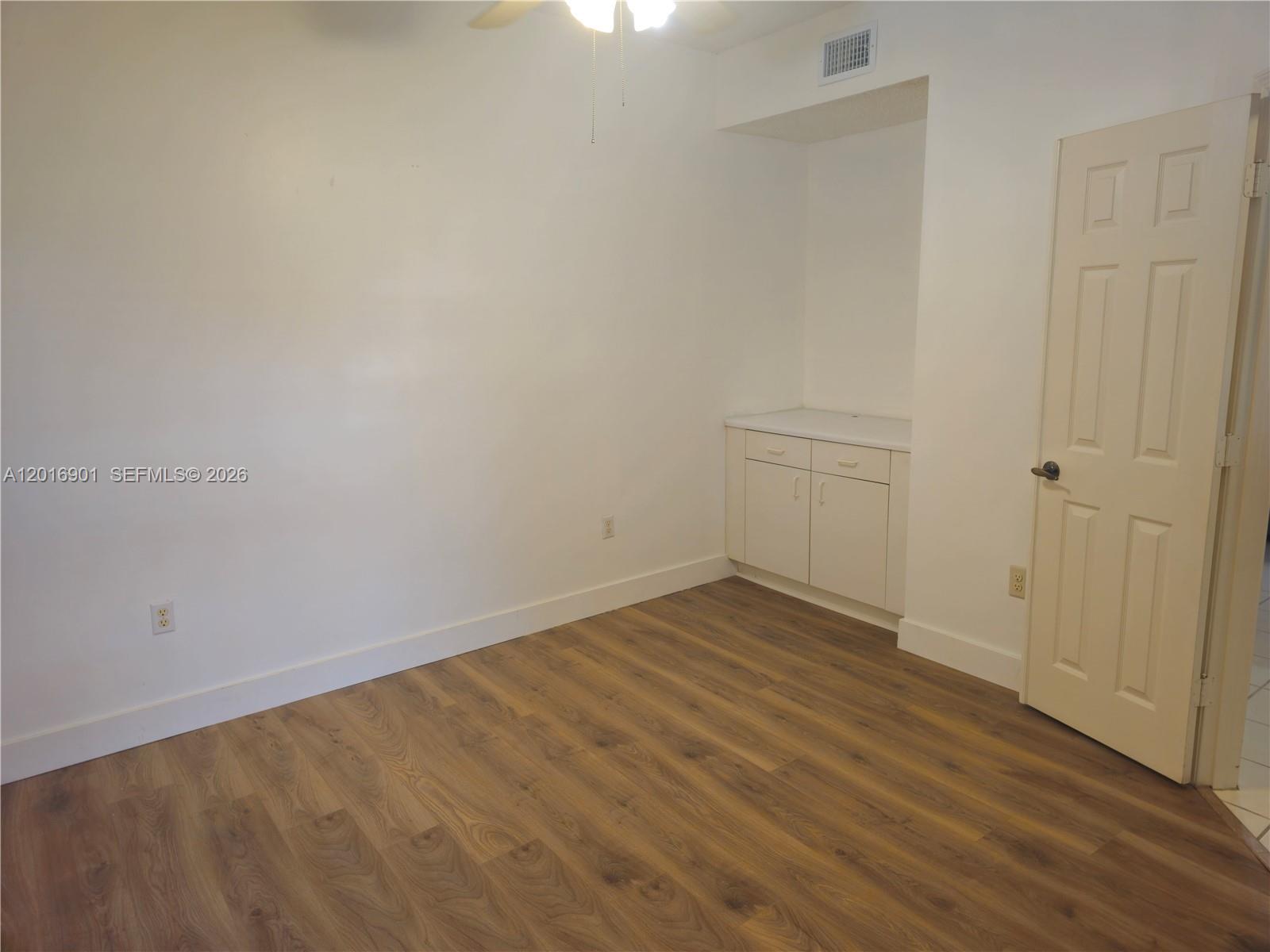14715 Balgowan Road, Unit 1049 Miami Lakes, FL 33016 - Photo 9 of 16