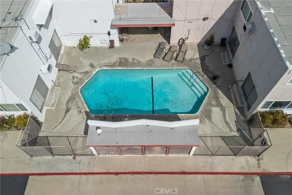 $350,000 | 7137 Coldwater Canyon Avenue, Unit 10, North Hollywood, CA 91605