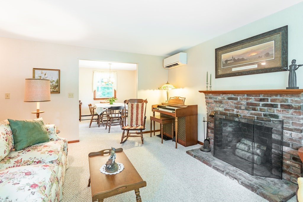 5 Woodridge Road Maynard, MA 01754 - Photo 5 of 22 Gallery Image 5