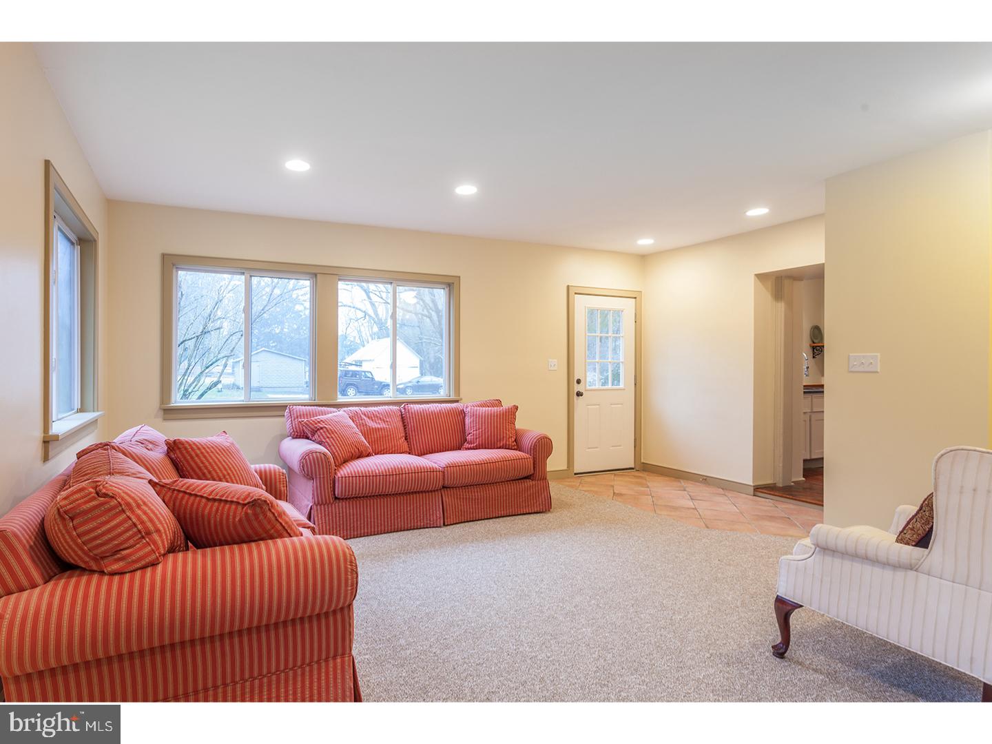 274 Old Furnace Road Riegelsville, PA 18077 - Photo 11 of 24