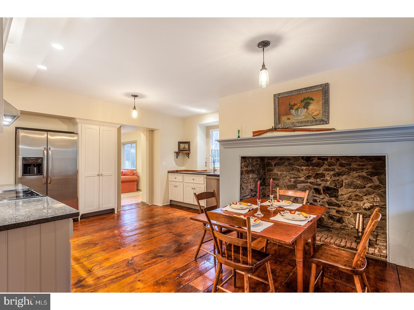 274 Old Furnace Road Riegelsville, PA 18077 - Photo 5 of 24
