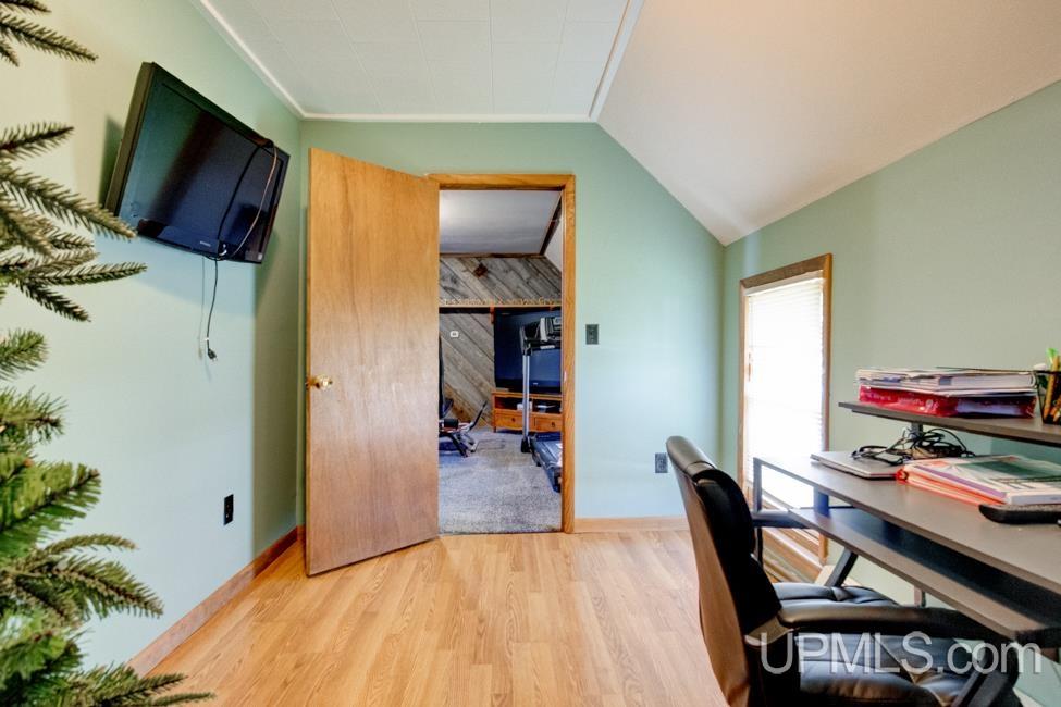 4316 D Road Bark River, MI 49807 - Photo 34 of 54