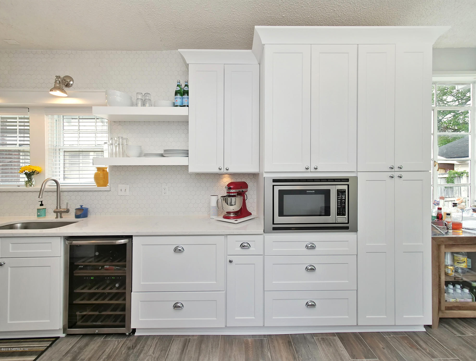 1619 River Oaks Road Jacksonville, FL 32207 - Photo 11 of 41 Solid Wood Cabinetry