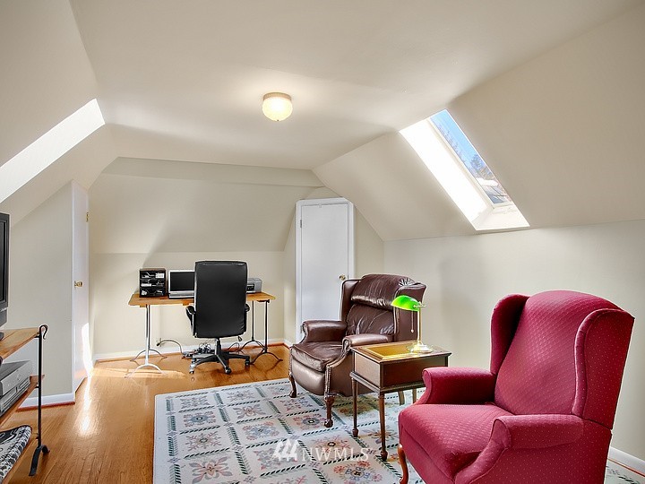 3015 West Viewmont Way West Seattle, WA 98199 - Photo 9 of 15 a living room with furniture and a window