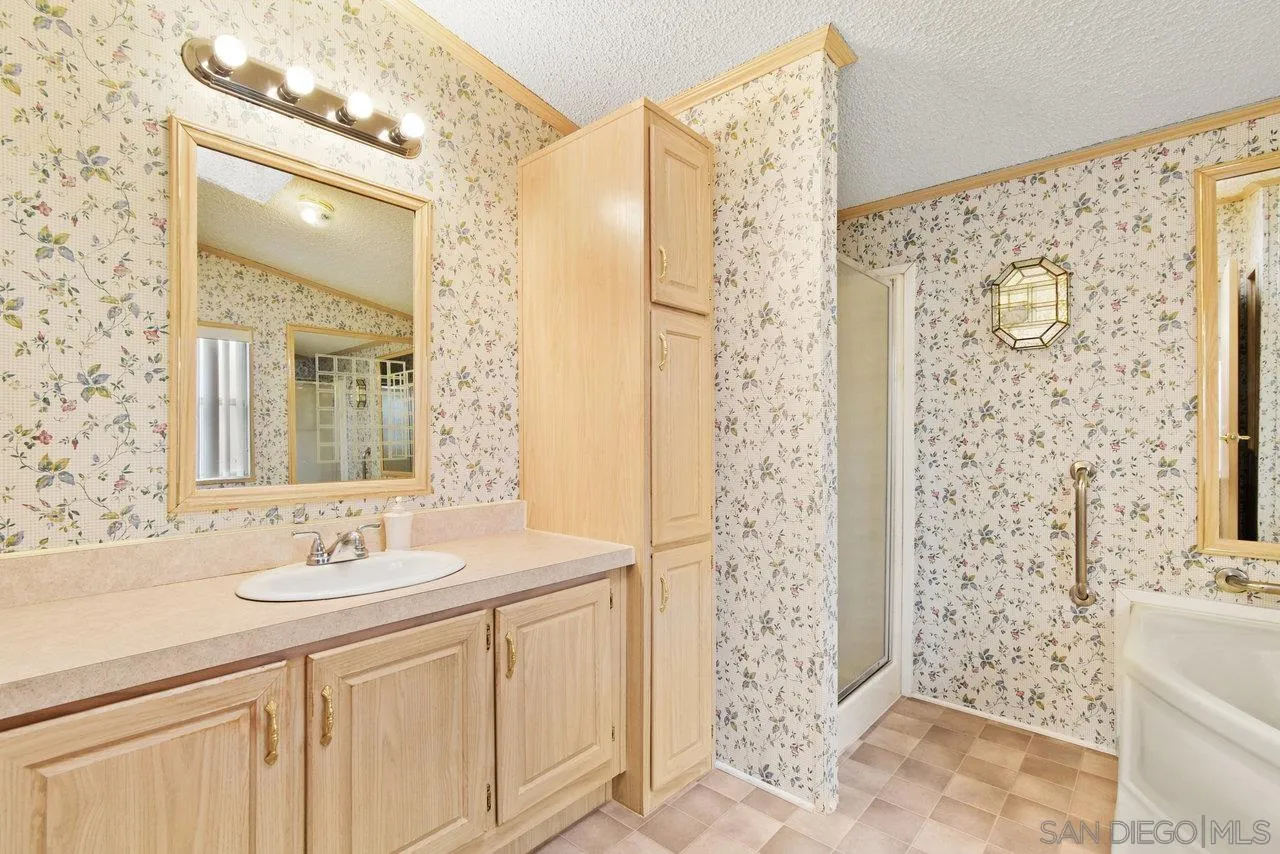 8301 Mission Gorge Road, Unit 152 Santee, CA 92071 - Photo 21 of 34 Gallery Image 21