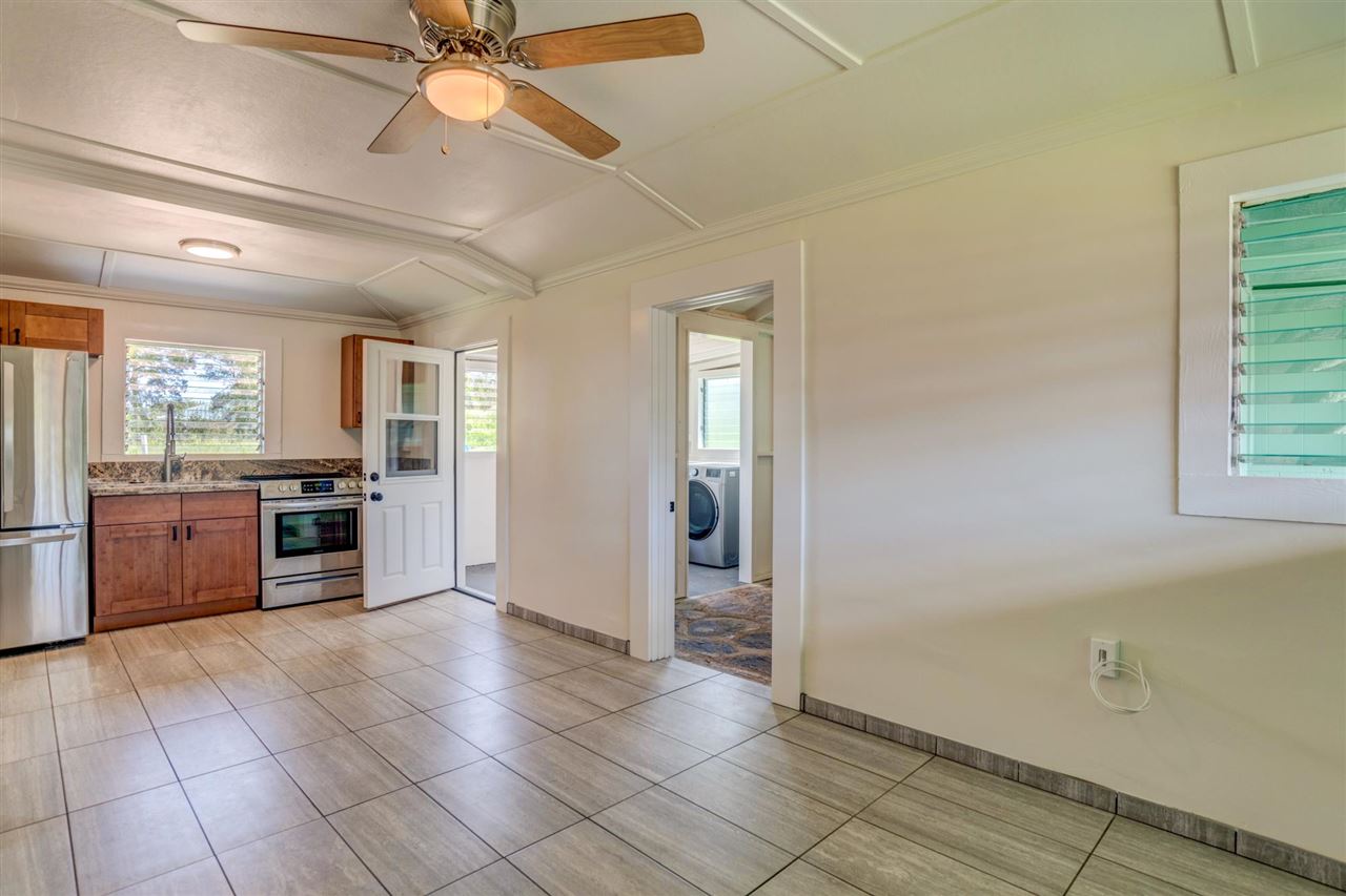 5184 Lower Honoapiilani Road, Unit B Lahaina, HI 96761 - Photo 8 of 17 Gallery Image 8