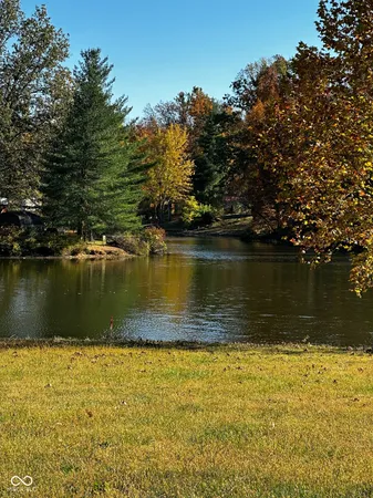 $15,000 | 332 Honey Locust Place, North Vernon, IN 47265