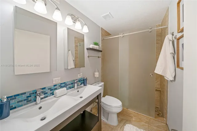 $824,000 | 14811 Archerhall Street, Davie, FL 33331