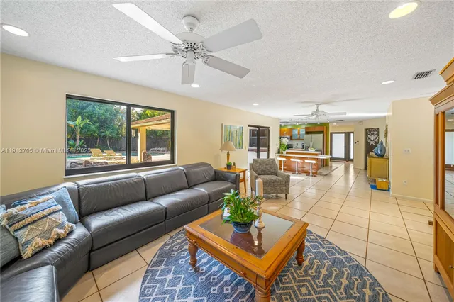 $824,000 | 14811 Archerhall Street, Davie, FL 33331