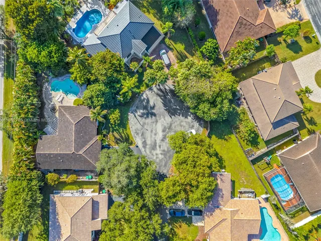 $824,000 | 14811 Archerhall Street, Davie, FL 33331