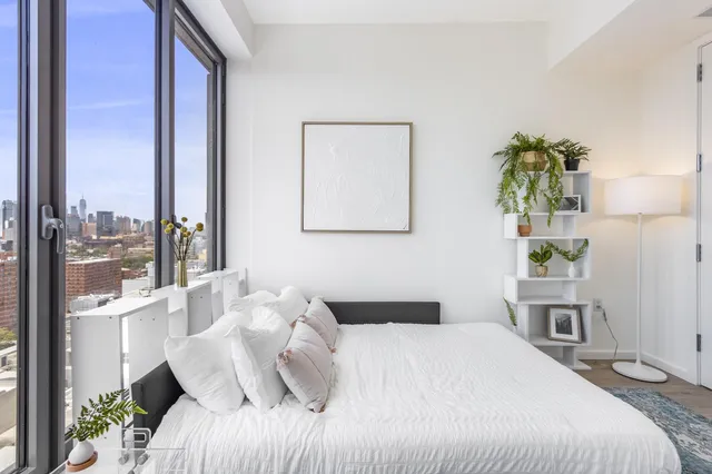 $3,995 | 545 Vanderbilt Avenue, Unit 11B | Prospect Heights