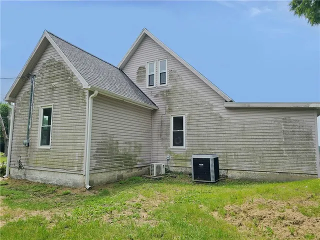 $69,900 | 422 South Graham Street, Leeton, MO 64761