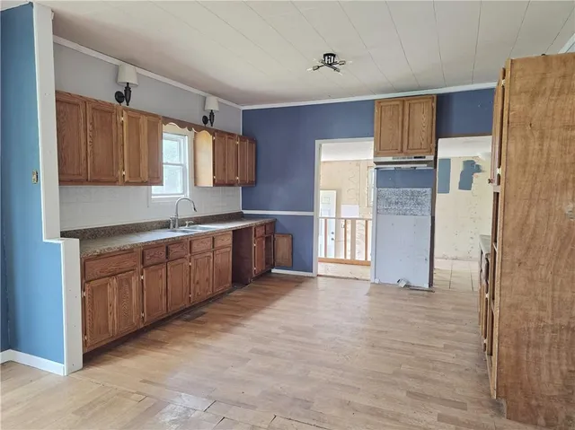 $69,900 | 422 South Graham Street, Leeton, MO 64761