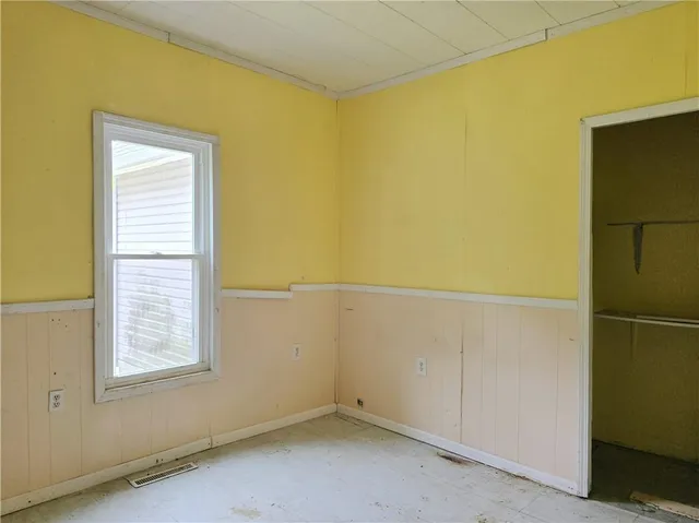 $69,900 | 422 South Graham Street, Leeton, MO 64761