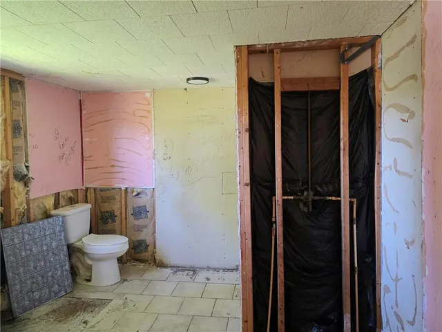 $69,900 | 422 South Graham Street, Leeton, MO 64761