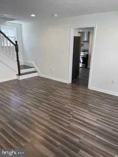 $2,050 | 341 Fairview Avenue, Winchester, VA 22601