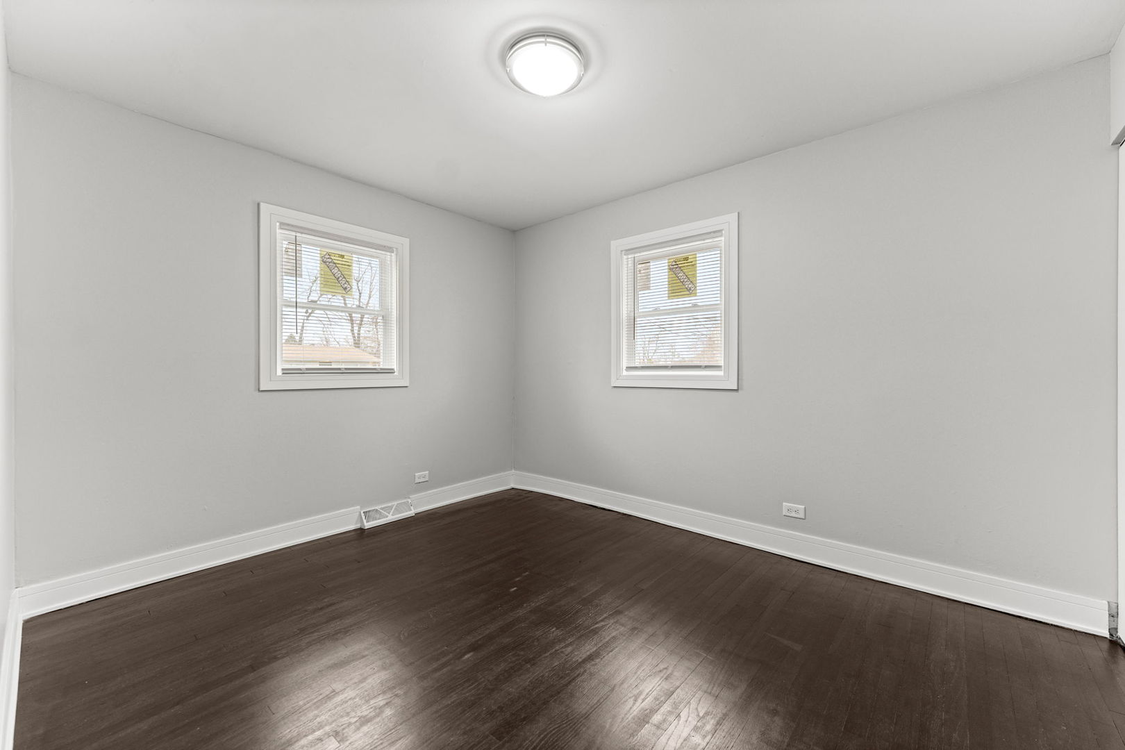 15422 Cherry Lane Markham, IL 60428 - Photo 13 of 14