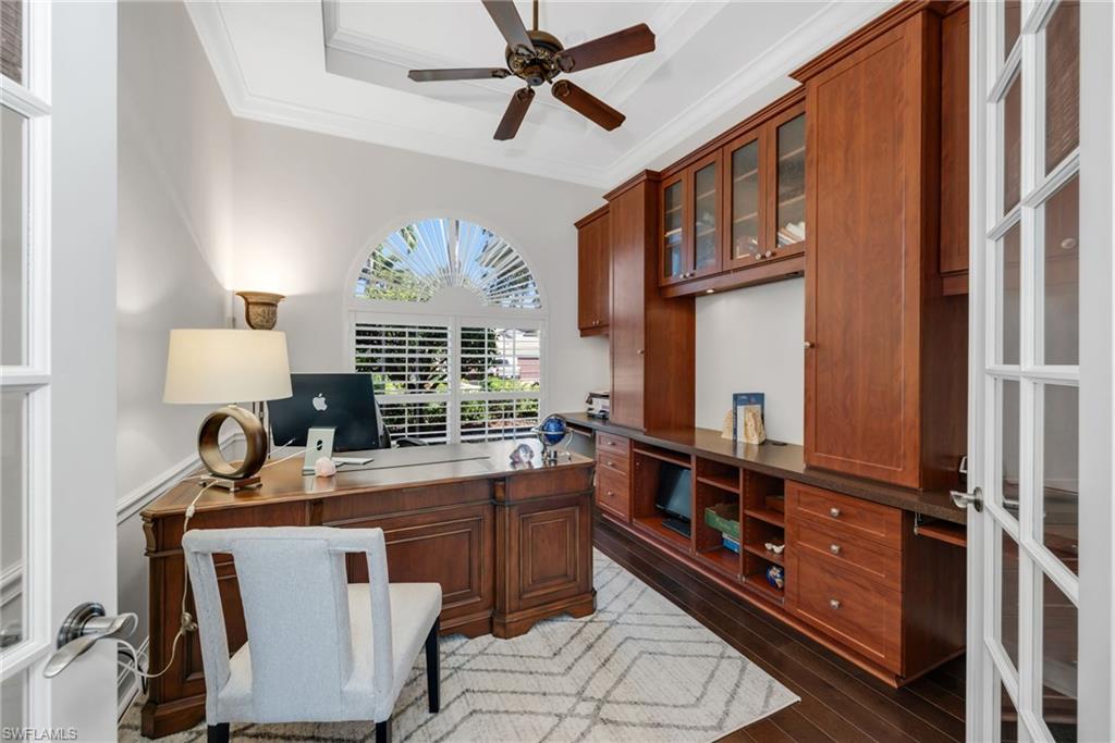 4967 Rustic Oaks Circle Naples, FL 34105 - Photo 12 of 24