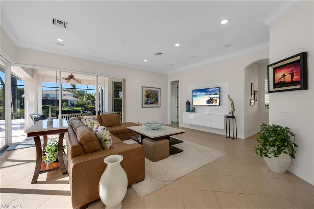 4967 Rustic Oaks Circle Naples, FL 34105 - Photo 10 of 24