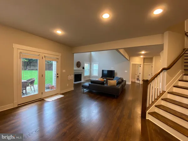 $10,000 | 2233 North Underwood Street, Falls Church, VA 22043