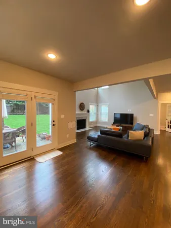 $10,000 | 2233 North Underwood Street, Falls Church, VA 22043