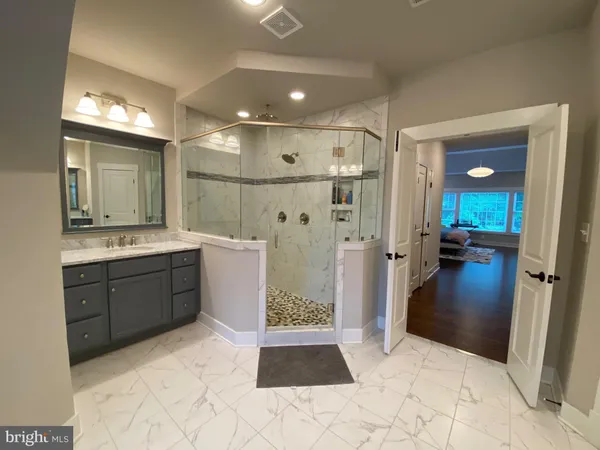 $10,000 | 2233 North Underwood Street, Falls Church, VA 22043