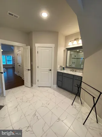 $10,000 | 2233 North Underwood Street, Falls Church, VA 22043