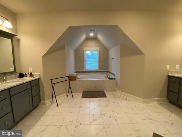 $10,000 | 2233 North Underwood Street, Falls Church, VA 22043