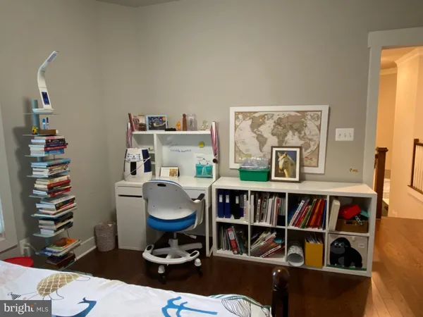 $10,000 | 2233 North Underwood Street, Falls Church, VA 22043