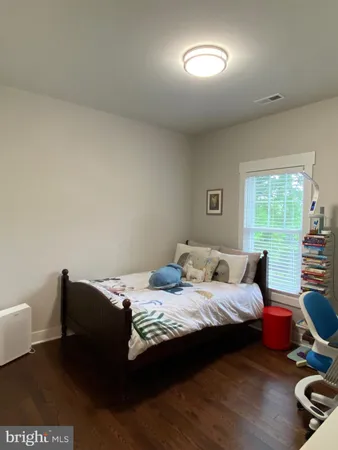 $10,000 | 2233 North Underwood Street, Falls Church, VA 22043