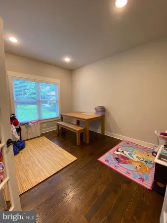 $10,000 | 2233 North Underwood Street, Falls Church, VA 22043