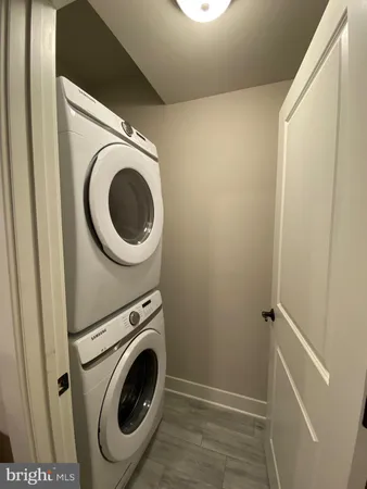 $10,000 | 2233 North Underwood Street, Falls Church, VA 22043