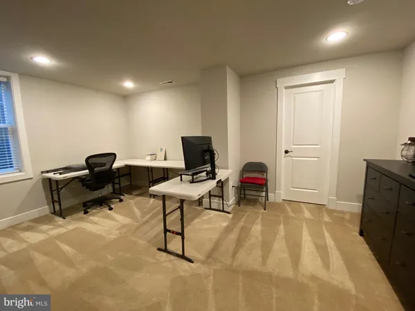 $10,000 | 2233 North Underwood Street, Falls Church, VA 22043