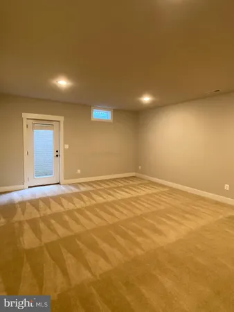 $10,000 | 2233 North Underwood Street, Falls Church, VA 22043