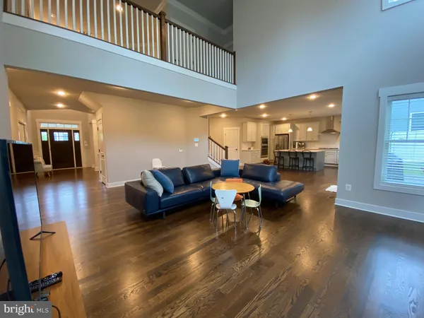 $10,000 | 2233 North Underwood Street, Falls Church, VA 22043